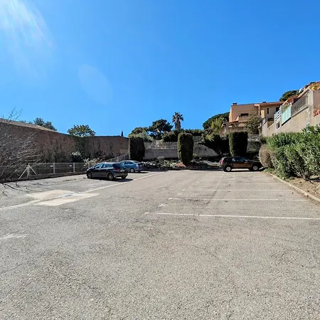 Avec Terrasse, Climatisation Et Wifi Appartamento *