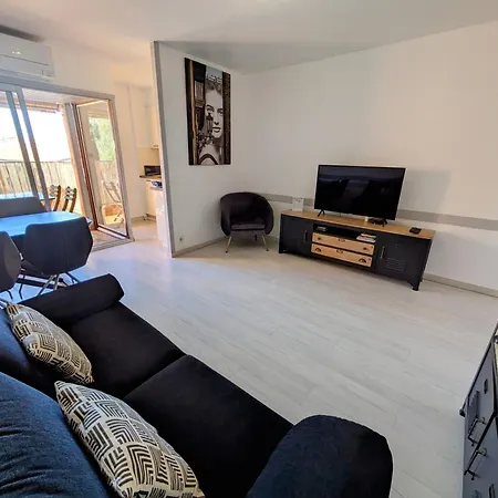 Avec Terrasse, Climatisation Et Wifi Appartamento