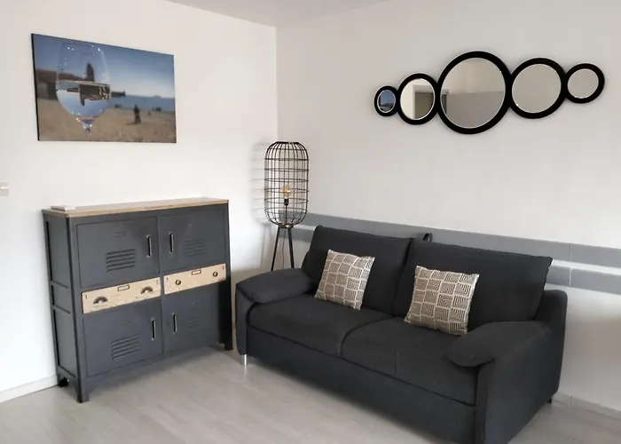 Avec Terrasse, Climatisation Et Wifi Apartman